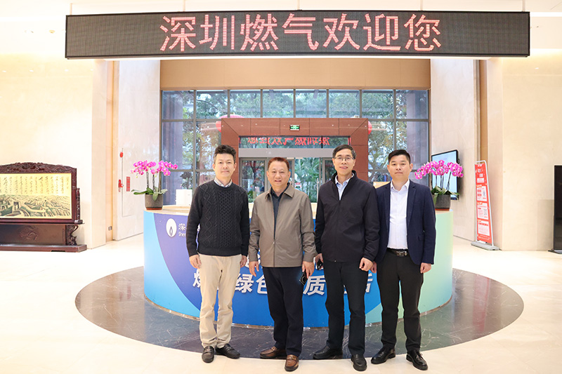 IMG_4693.jpg IMG_4693.jpg